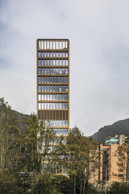 Edificio de Investigación y Laboratorios de Ingeniería Pontificia Universidad Javeriana de Bogotá